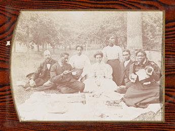 (PHOTOGRAPHY.) African-American family photo album from Springfield, Ohio.